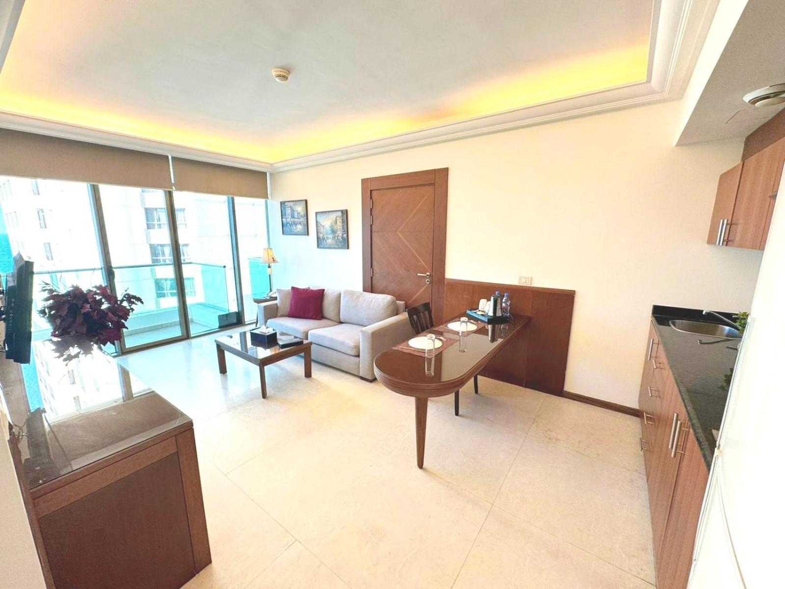 King Suites Hotel Beirut Eksteriør billede