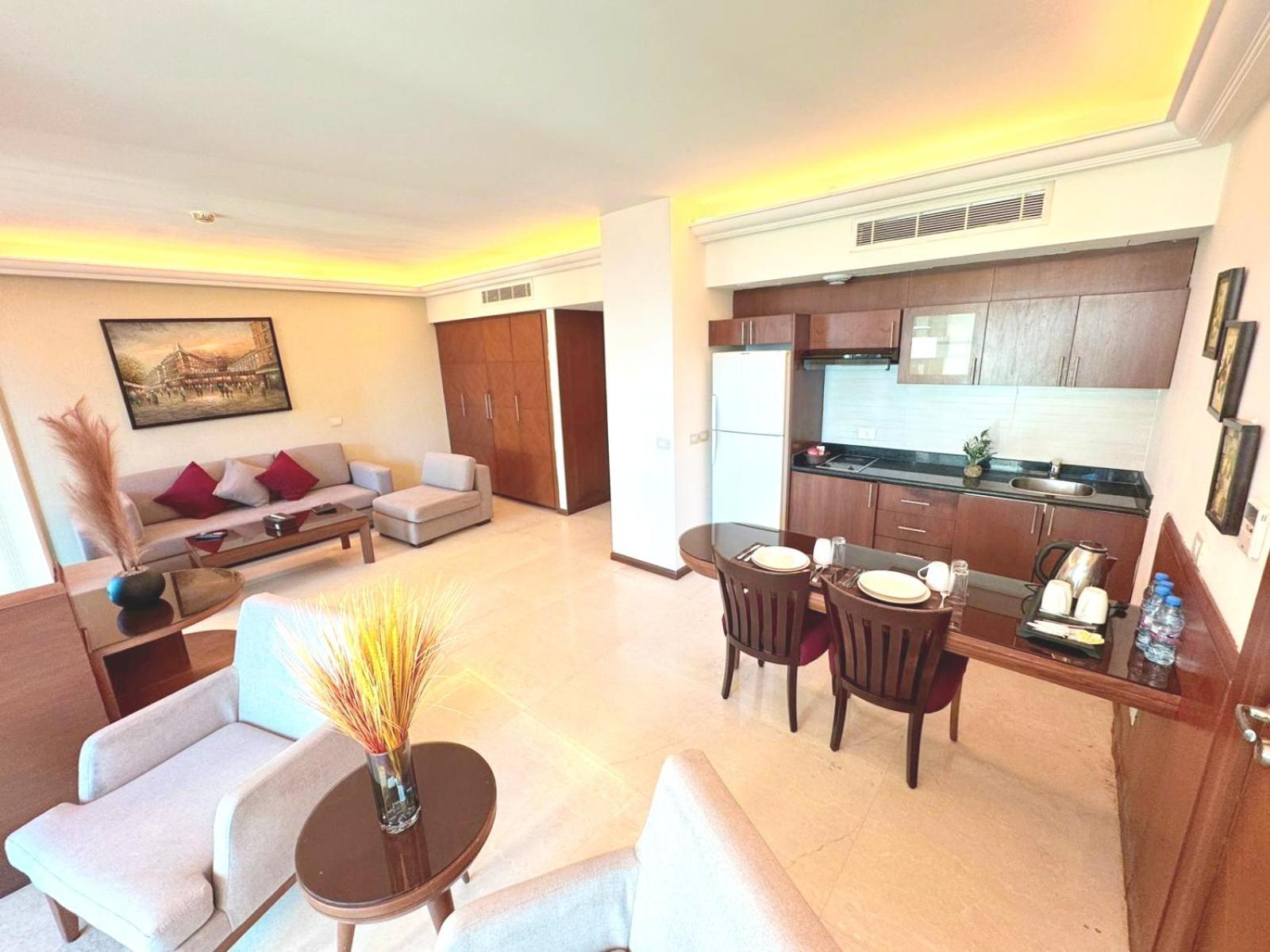 King Suites Hotel Beirut Eksteriør billede