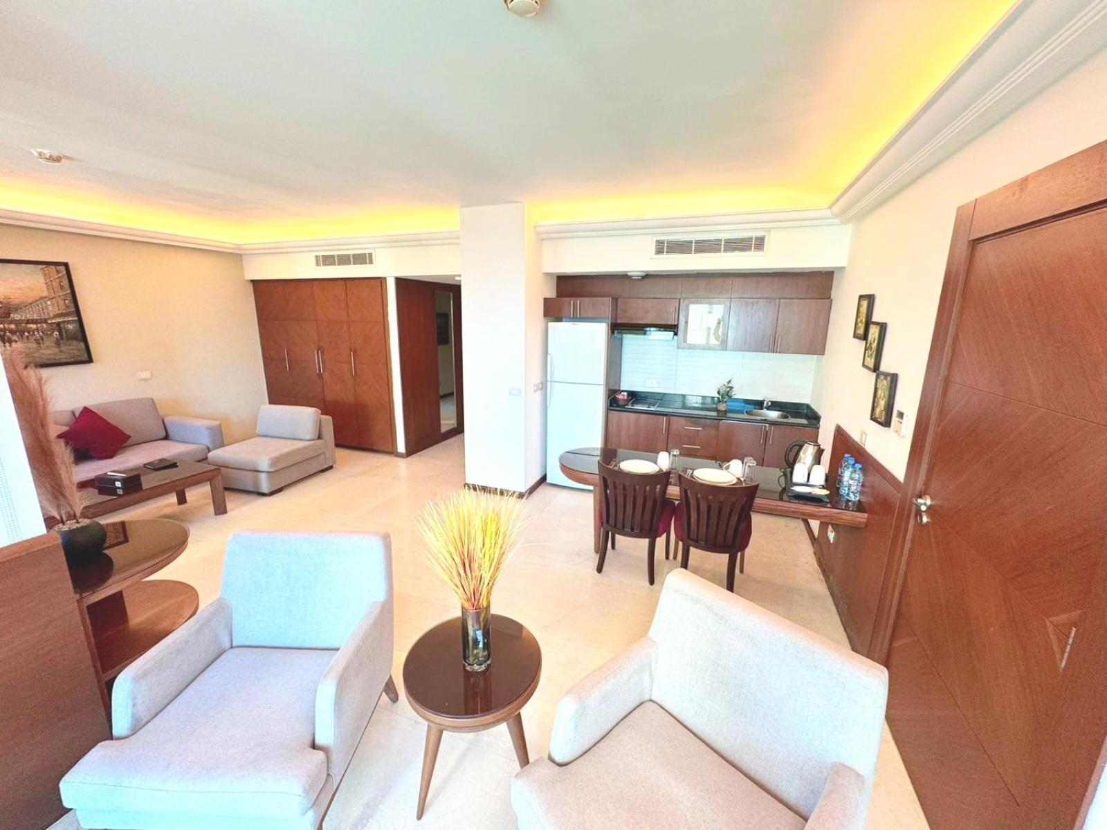 King Suites Hotel Beirut Eksteriør billede