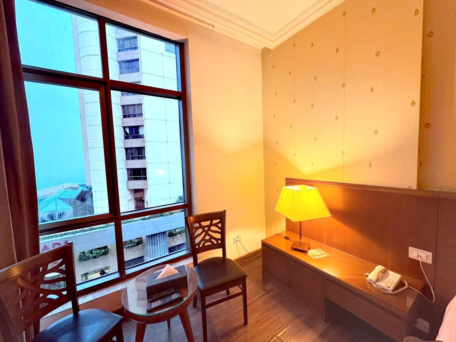 King Suites Hotel Beirut Eksteriør billede